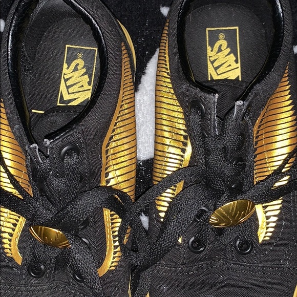Harry Potter golden snitch vans - Picture 6 of 14